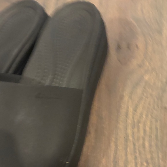 CROCS Brooklyn Slide Wedge Black Size 7 - LIKE NEW - Picture 8 of 9